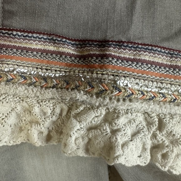 Democracy Flexellent Ankle Jeans Women's 8 Gray Cuffed Bohemian Embellished - Picture 5 of 9